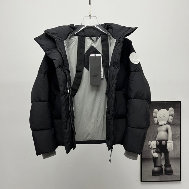 カナダグース フード付きファー付きダウンジャケット 男女兼用