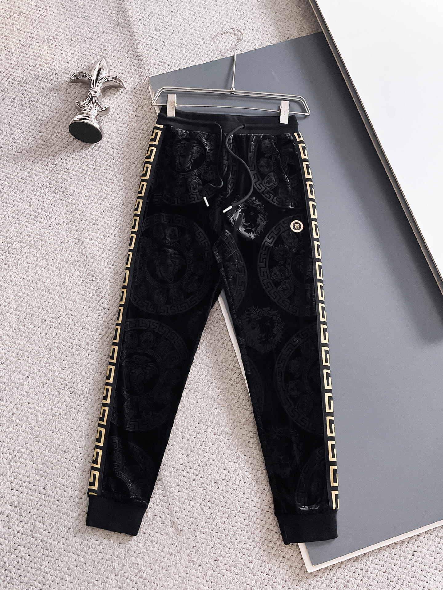 ヴァレンティノ「Valentino」秋冬 メンズ カジュアルスポーツセット