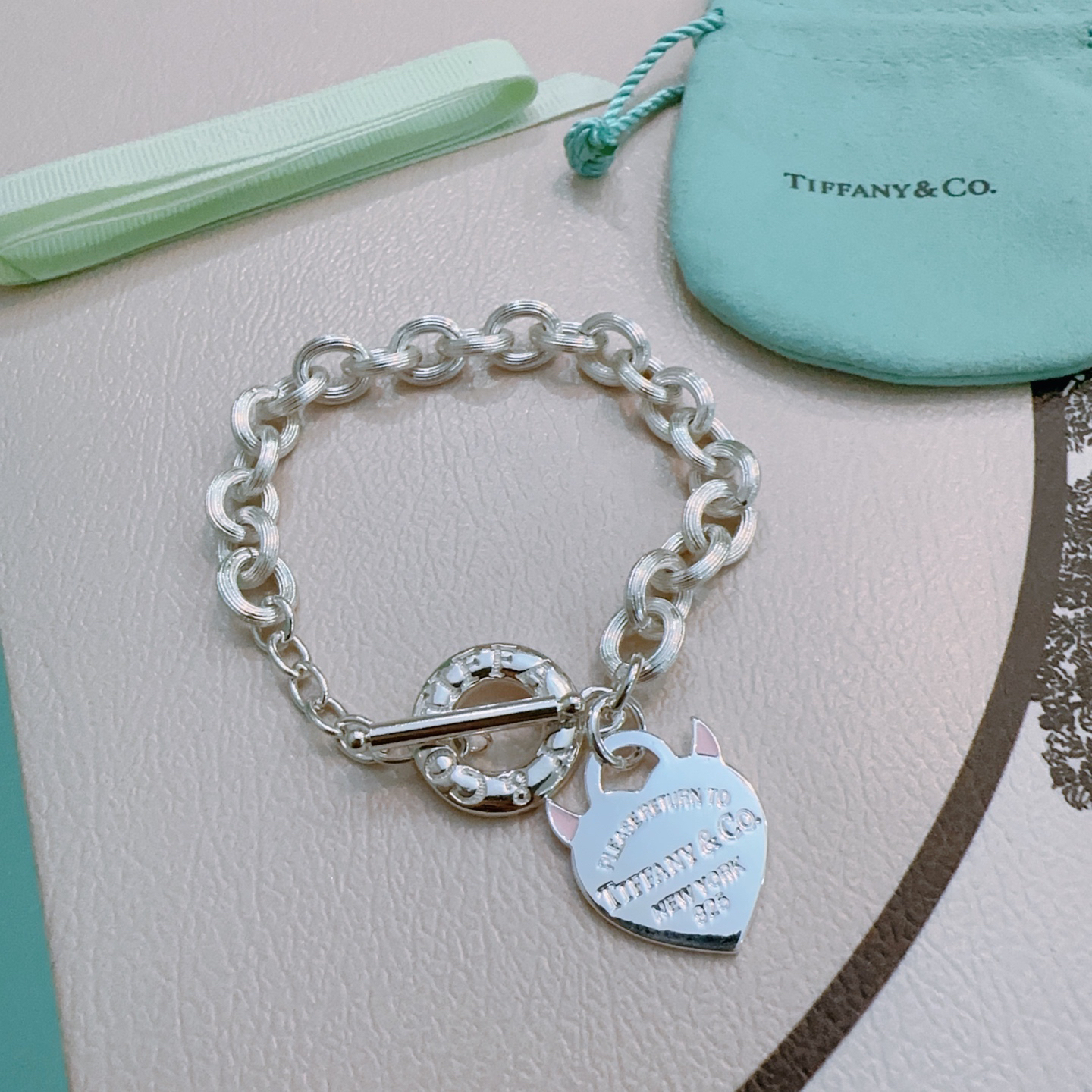ティファニー「Tiffany & Co.」ポリッシュドシルバーリンク ブレスレット