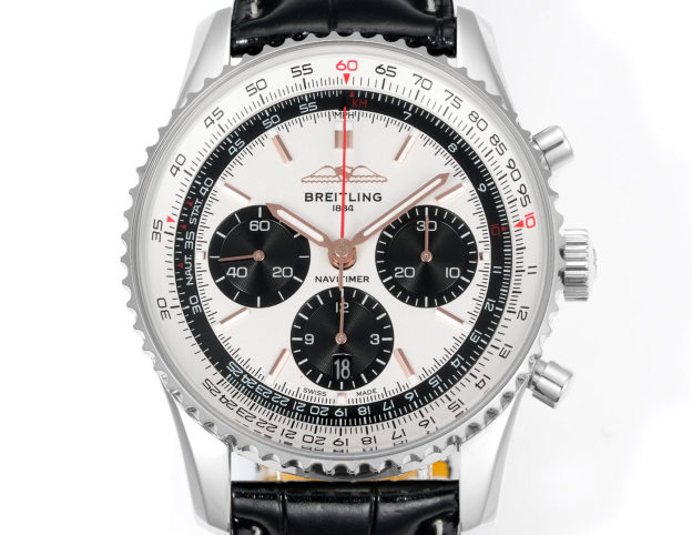 ブライトリング「Breitling」ナビタイマー B01 クロノグラフ 腕時計 43MM