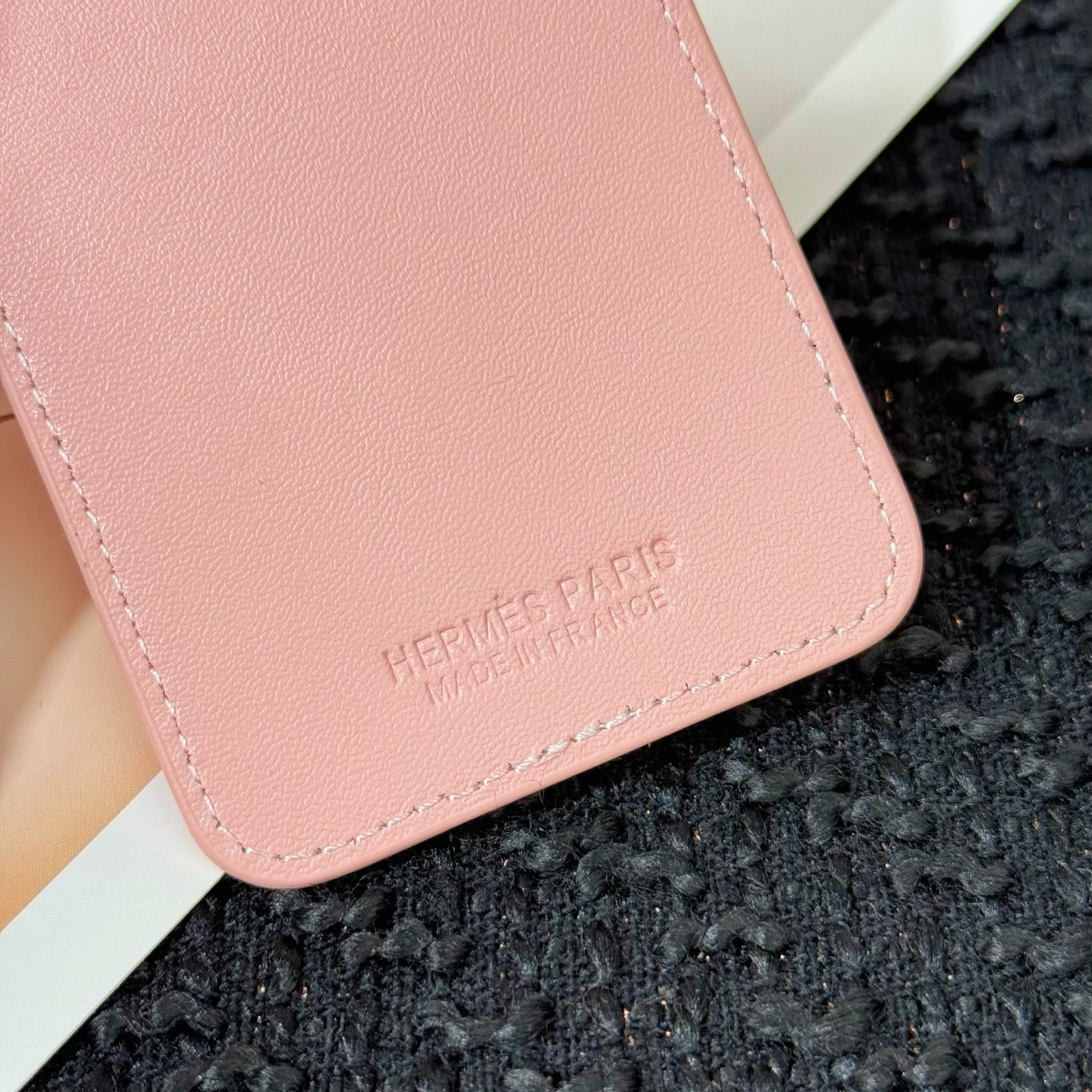 【限定新入荷】エルメス Cheval MagSafe 本革カードケース「12 シリーズ以降全 iPhone 対応」
