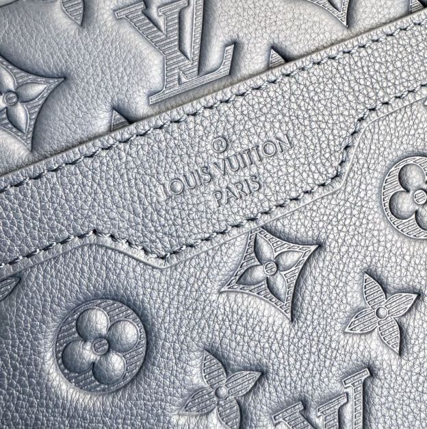 ルイ・ヴィトン「Louis Vuitton」スタイリッシュ メッセンジャーバッグ