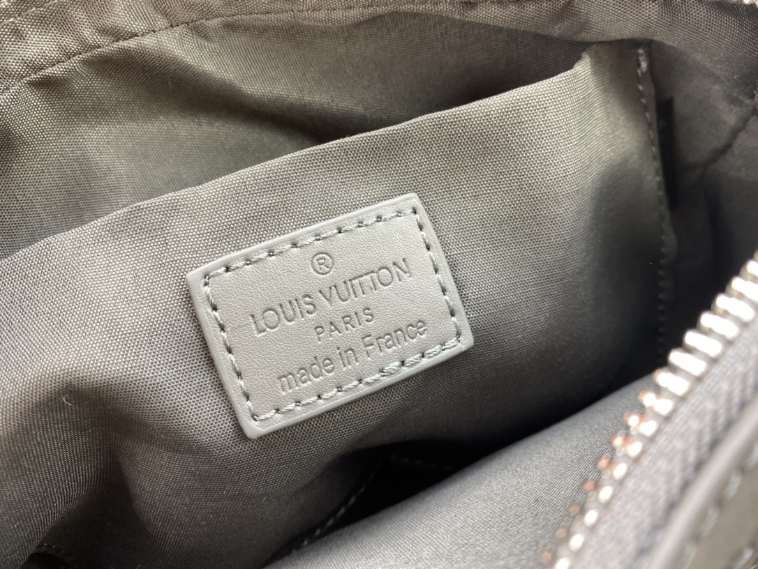 ルイ・ヴィトン「Louis Vuitton」 Fastline メッセンジャーバッグ