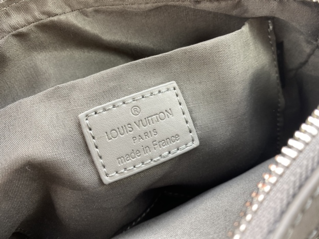 ルイ・ヴィトン「Louis Vuitton」 Fastline メッセンジャーバッグ