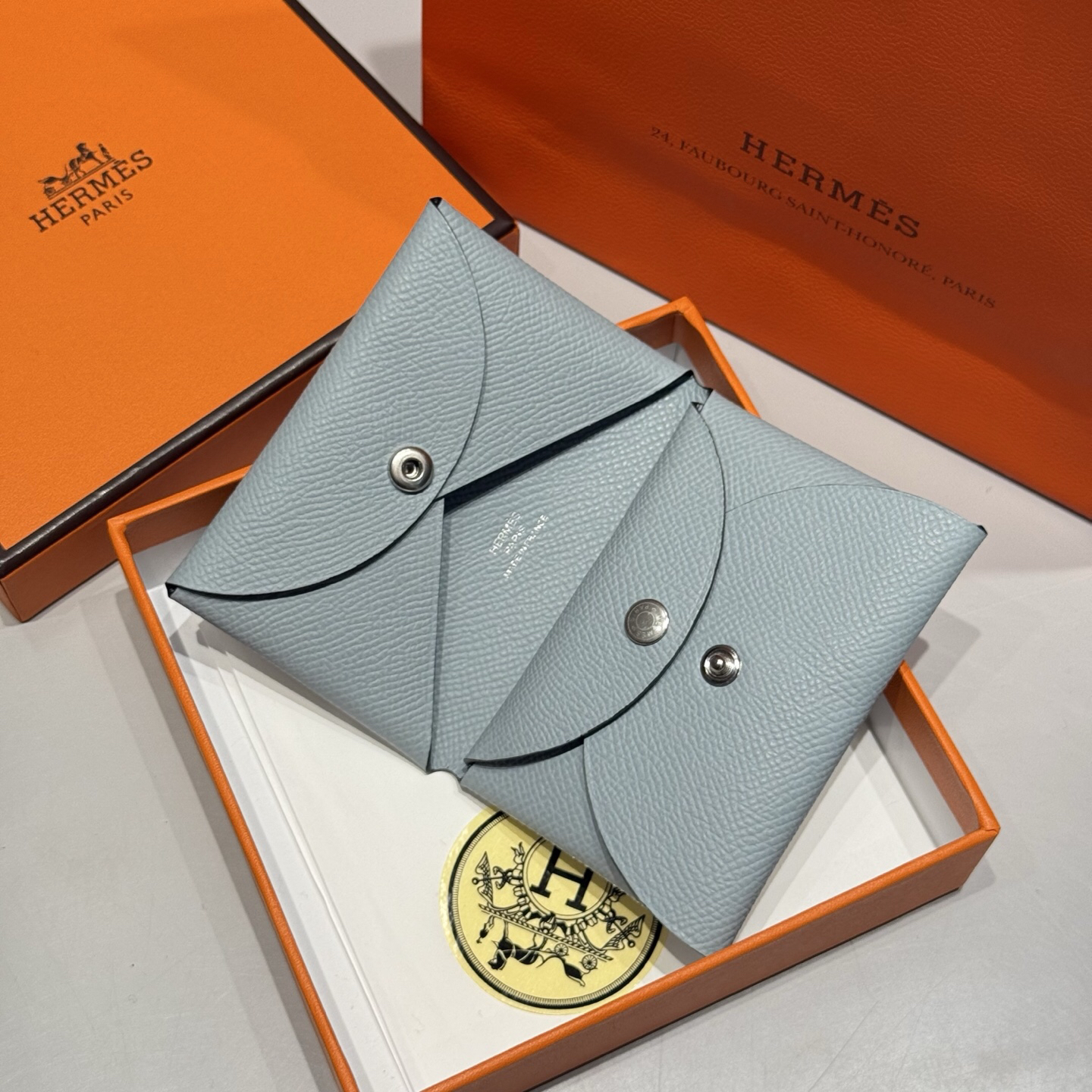 【限定新入荷】エルメス Calvi Duo 二層仕様カードケース「薄型収納」