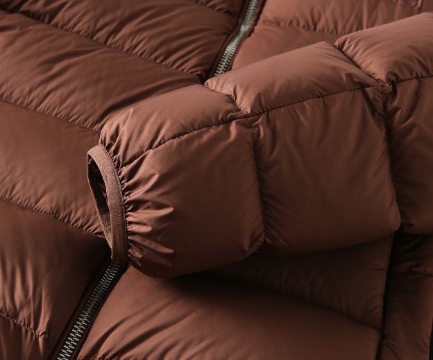 グッチ「Gucci」秋冬ダウンジャケット スタンドカラー