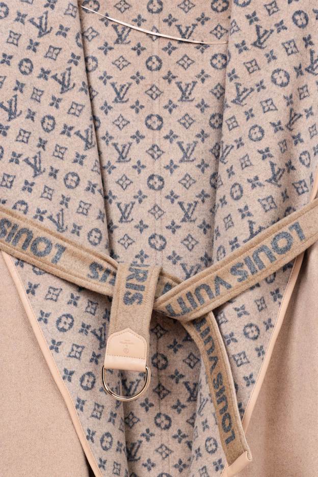 ルイ・ヴィトン「Louis Vuitton」秋冬 レディース ワップルフードロングコート