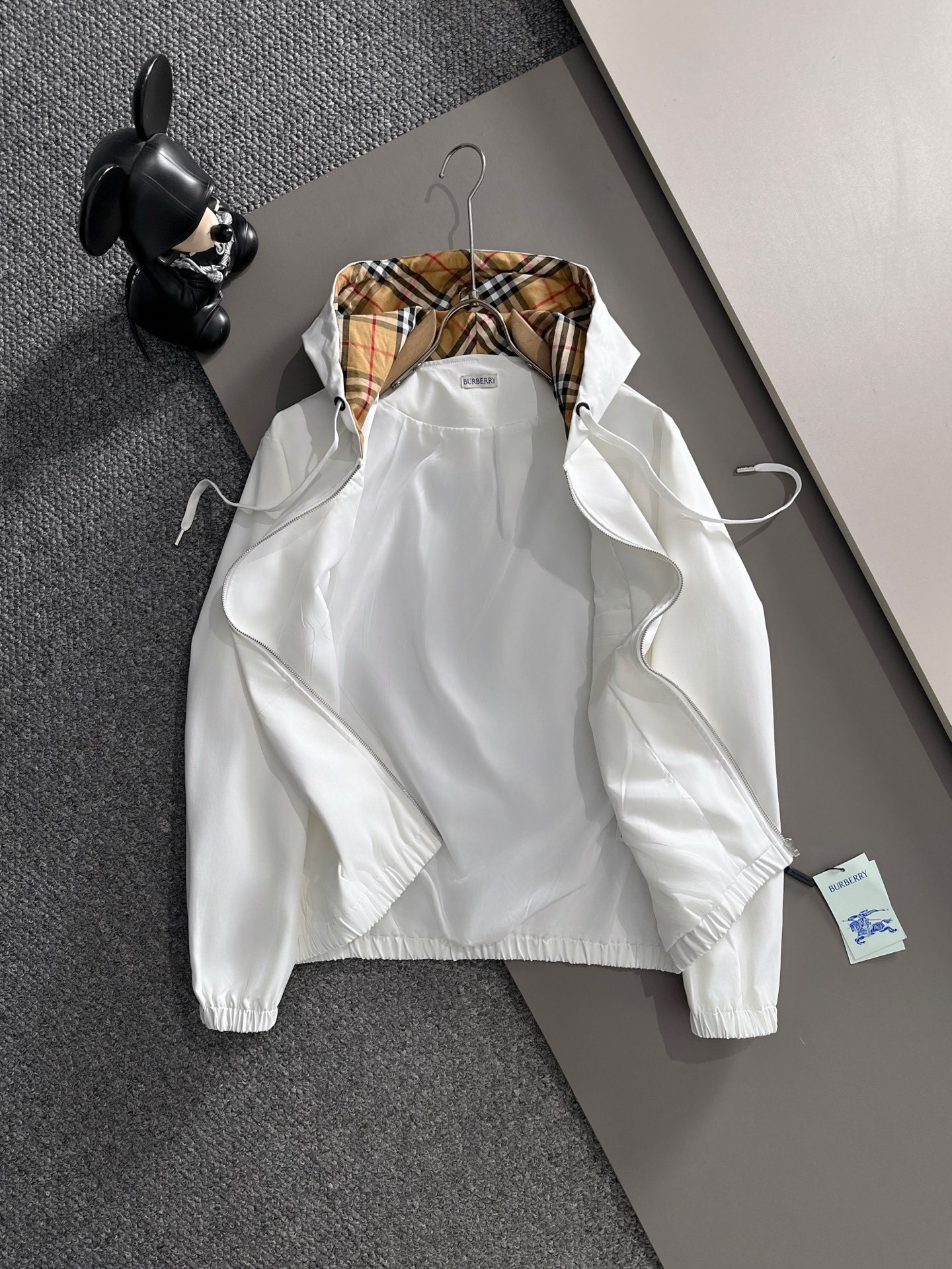 バーバリー「Burberry」秋冬 メンズカジュアルスポーツセット