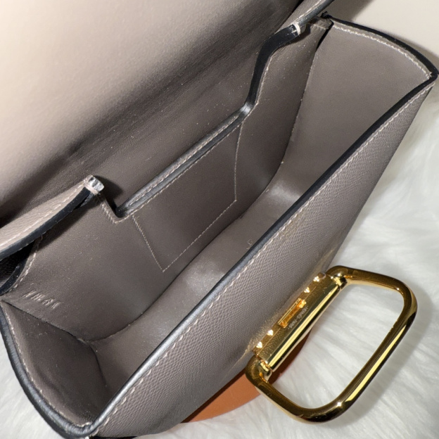 【厳選新入荷】エルメス Della Cavalleria Mini サドル金具クロスボディバッグ「乗馬モチーフ本革ショルダー」