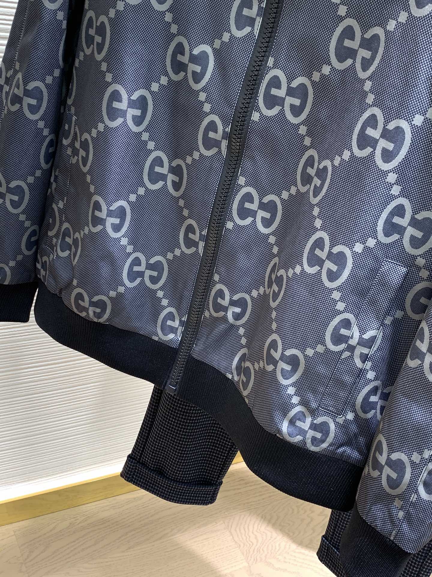 グッチ「Gucci 」秋冬新作メンズフード付きジャケット