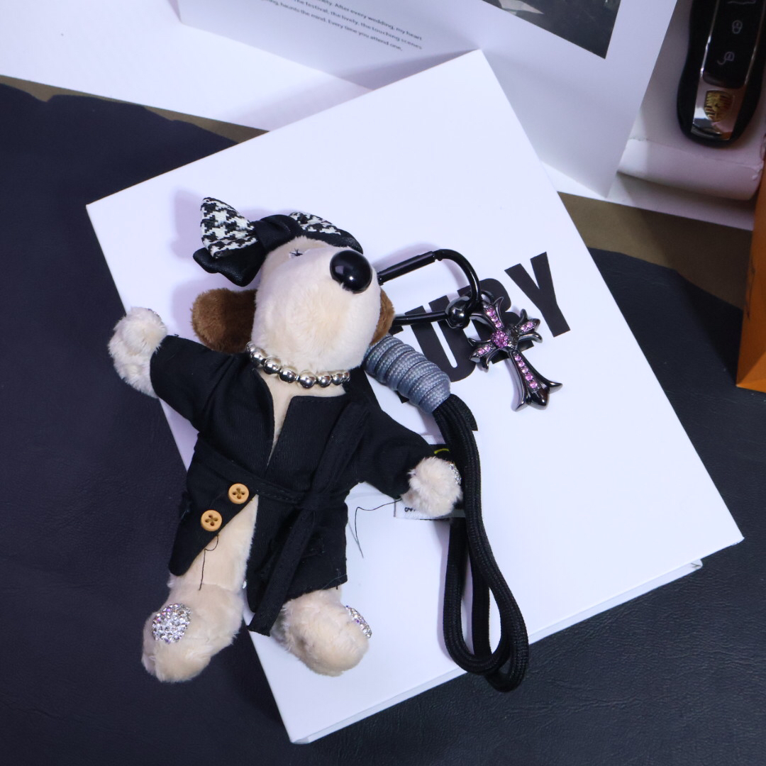 クロムハーツ「Chrome Hearts」バッグチャーム - すべてのトレンドバッグに合わせて、クールでキュートなスタイルを