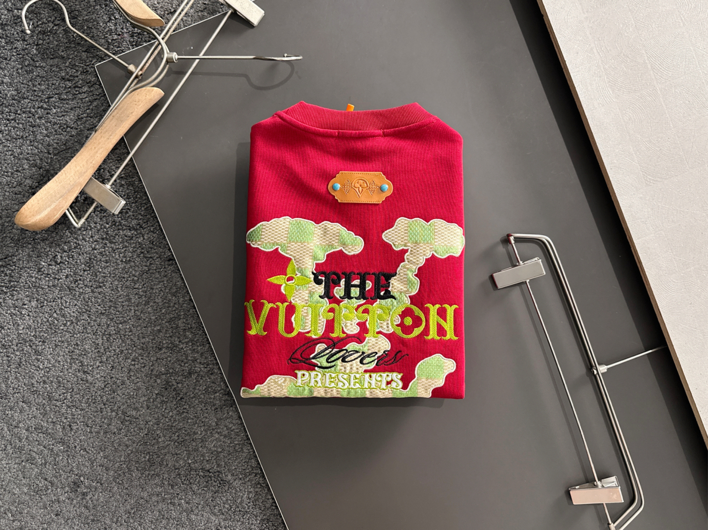 ルイ・ヴィトン「Louis Vuitton」秋冬 メンズ スポーツスウェット