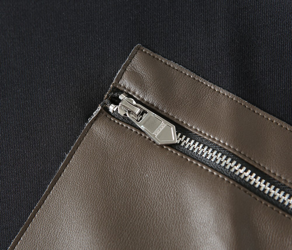 エルメス「Hermès」新作クラシックラウンドネックプルオーバーフーディ