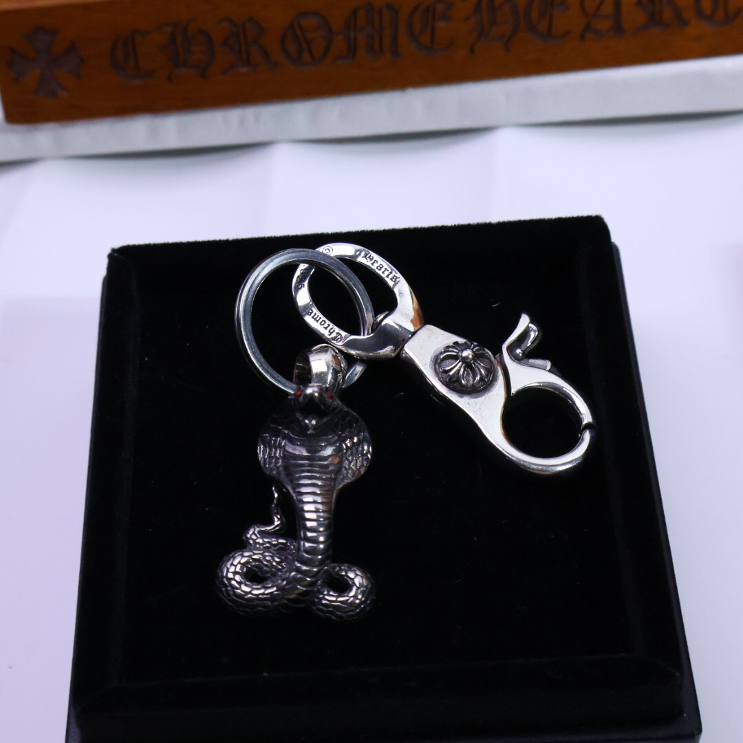 クロムハーツ「Chrome Hearts」キーホルダー＆バッグチャーム - スタイルアイコン
