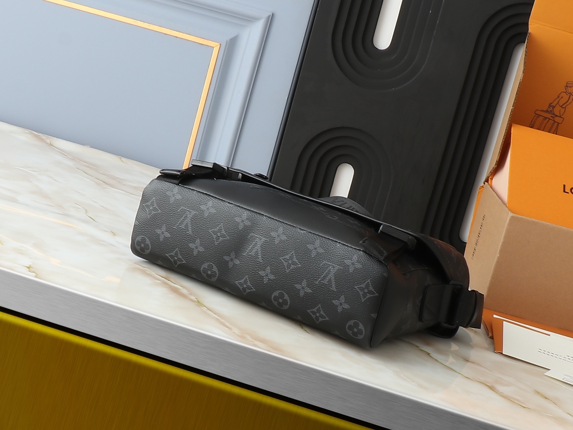 ルイ・ヴィトン「Louis Vuitton」ヴォワヤージュ スモールメッセンジャーバッグ