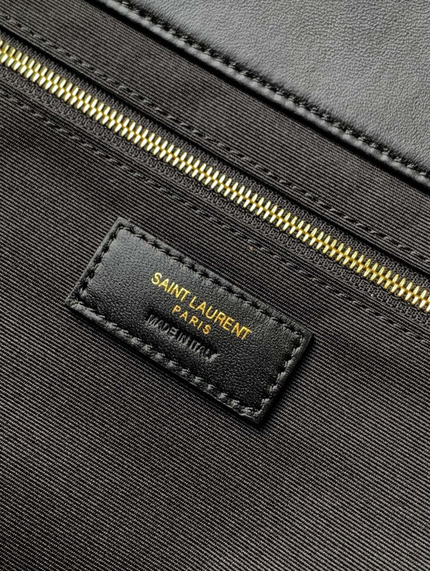 サンローラン「Saint Laurent」イカール ミディアム（キルティングナッパレザー）