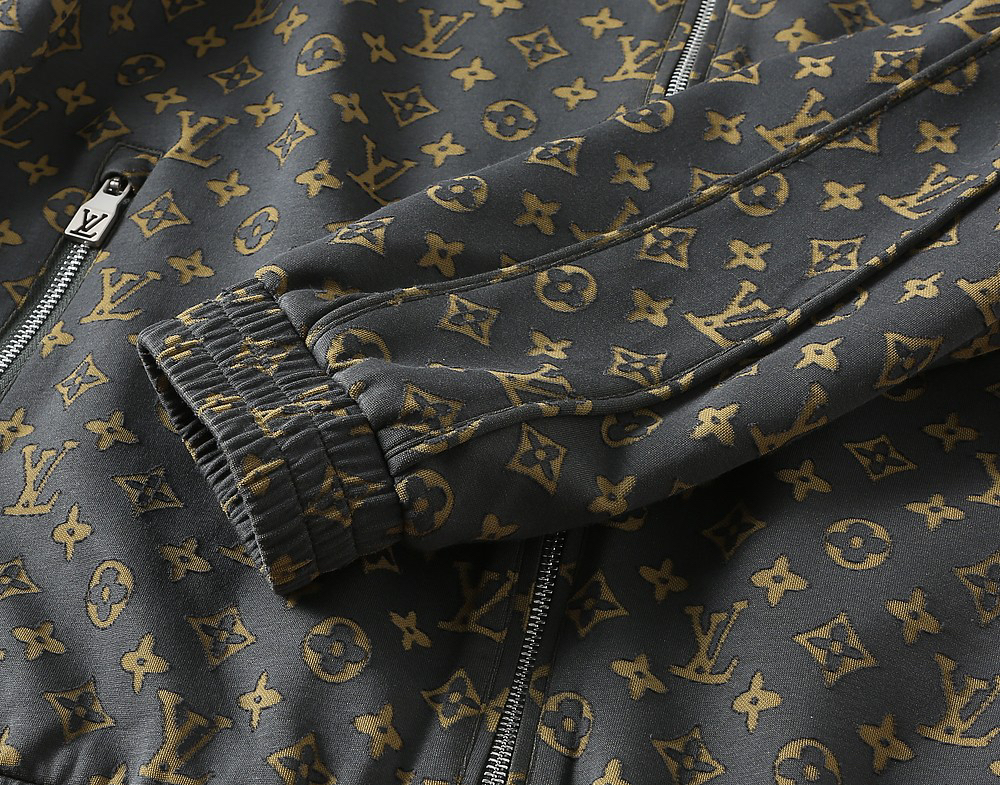 ルイ・ヴィトン「Louis Vuitton」秋冬コレクション クイルテッド ジャケット