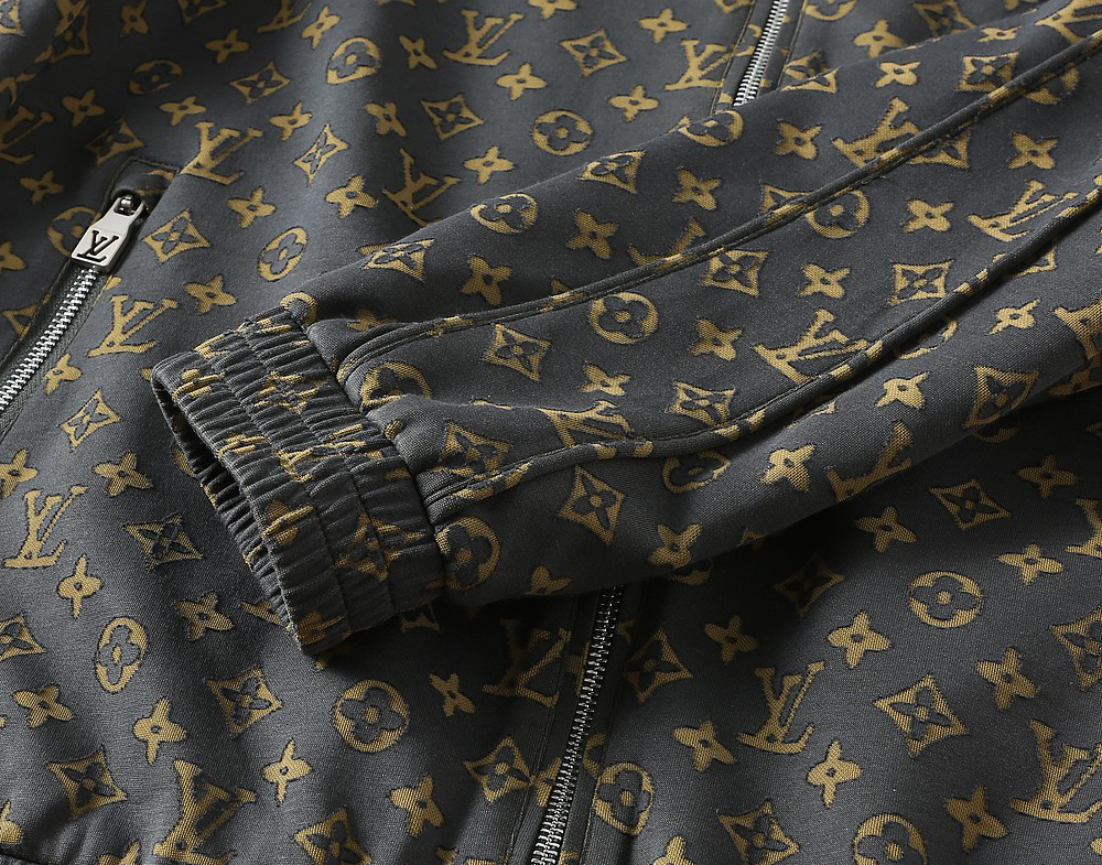 ルイ・ヴィトン「Louis Vuitton」秋冬コレクション クイルテッド ジャケット