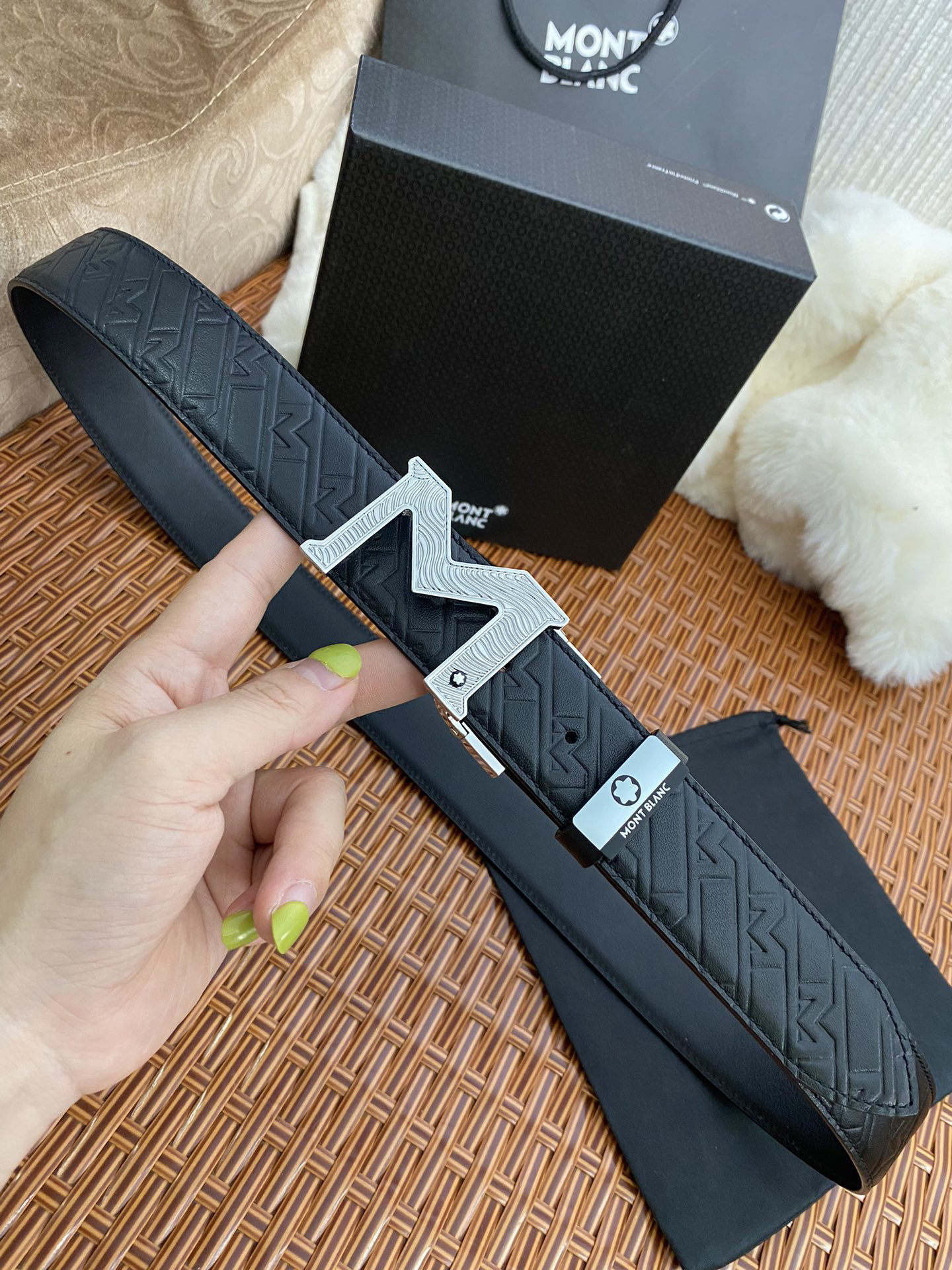 【厳選在庫】Montblanc ビジネスマン正装ベルト「全長約 100cm」