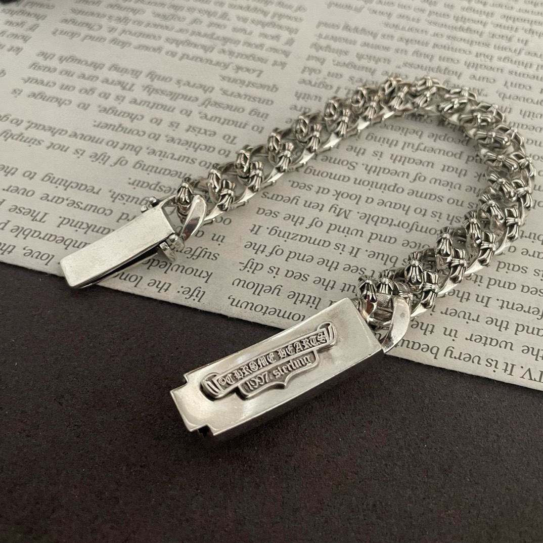 クロムハーツ「Chrome Hearts」ブレスレット - ヴィンテージ＆ロックテイスト ペア用