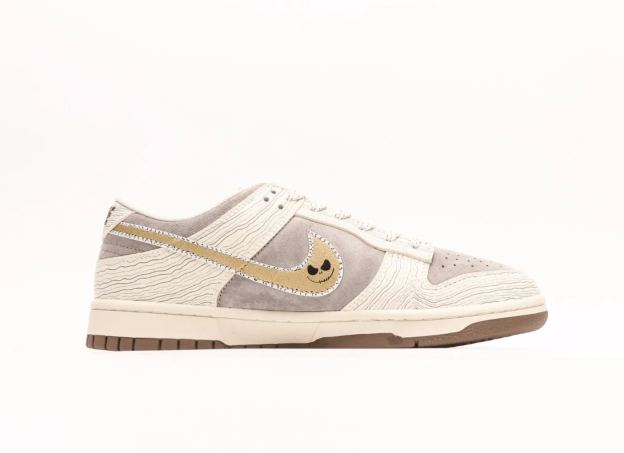 「コラボモデル」Supreme x Nike SB Dunk Low スニーカー