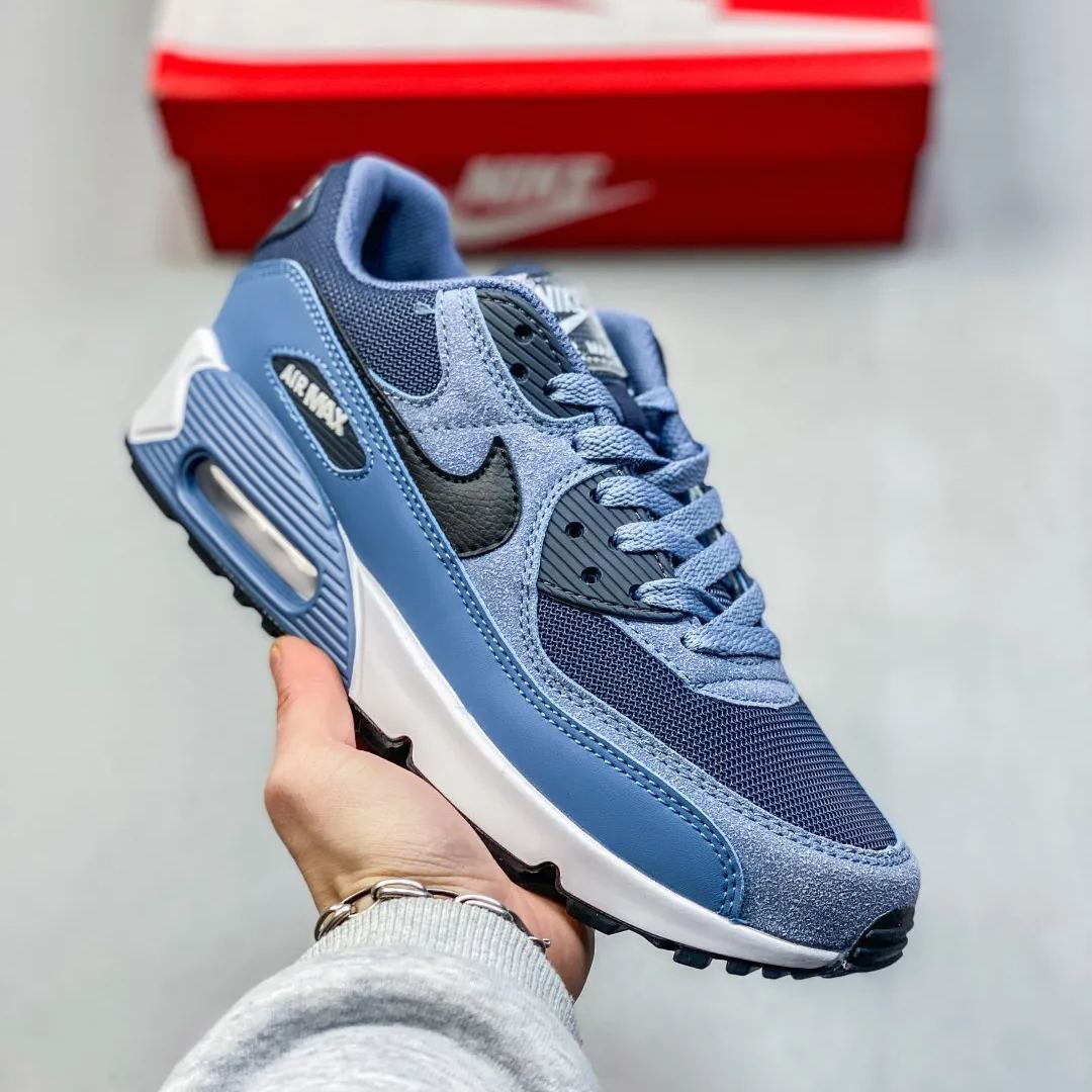 ナイキ「Nike」