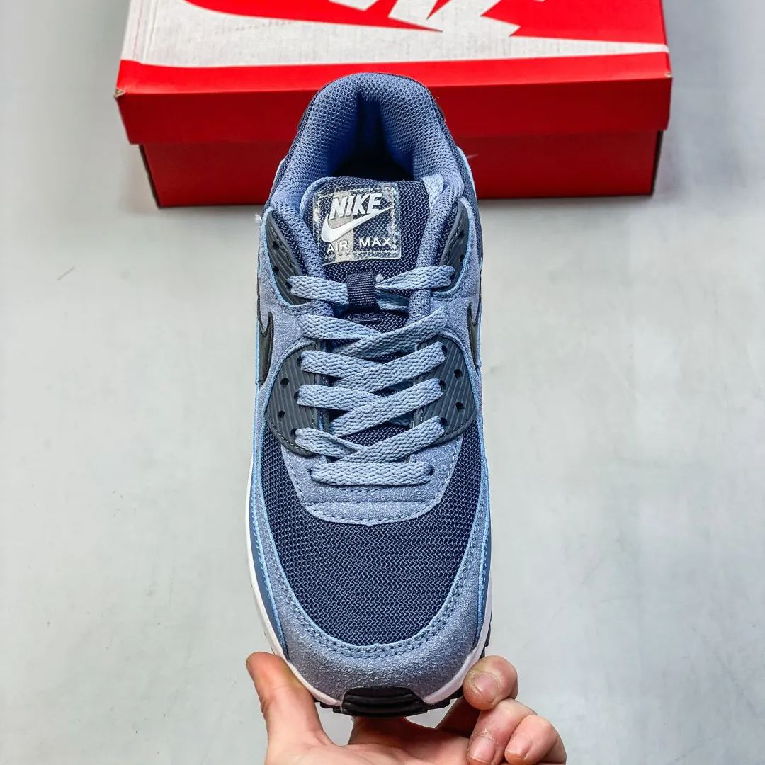 ナイキ「Nike」