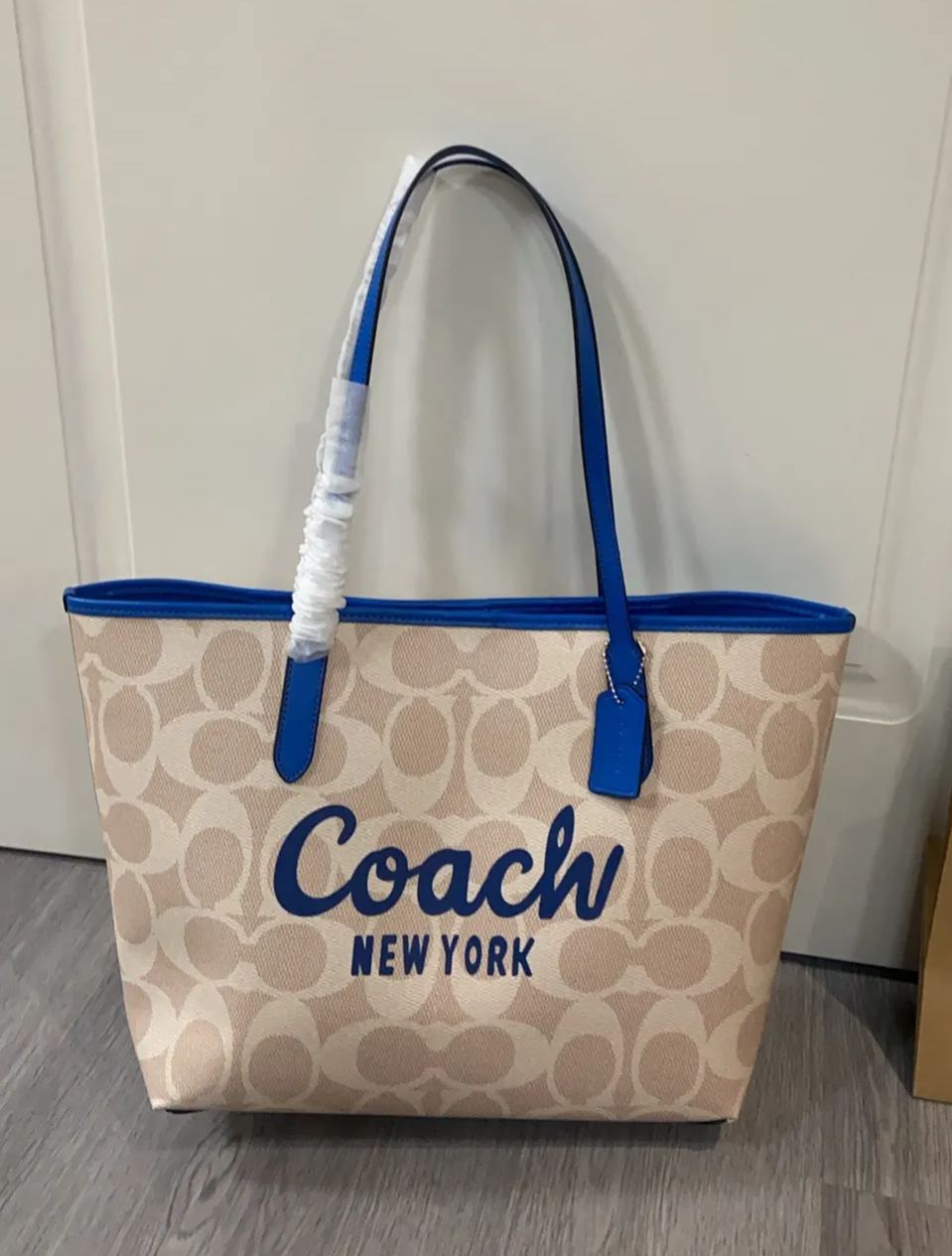 コーチ「Coach」