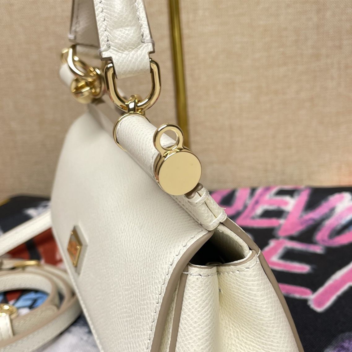 [Copy]ドルチェ・アンド・ガッバーナ「D&G」ラージ ブラック レザートートバッグ