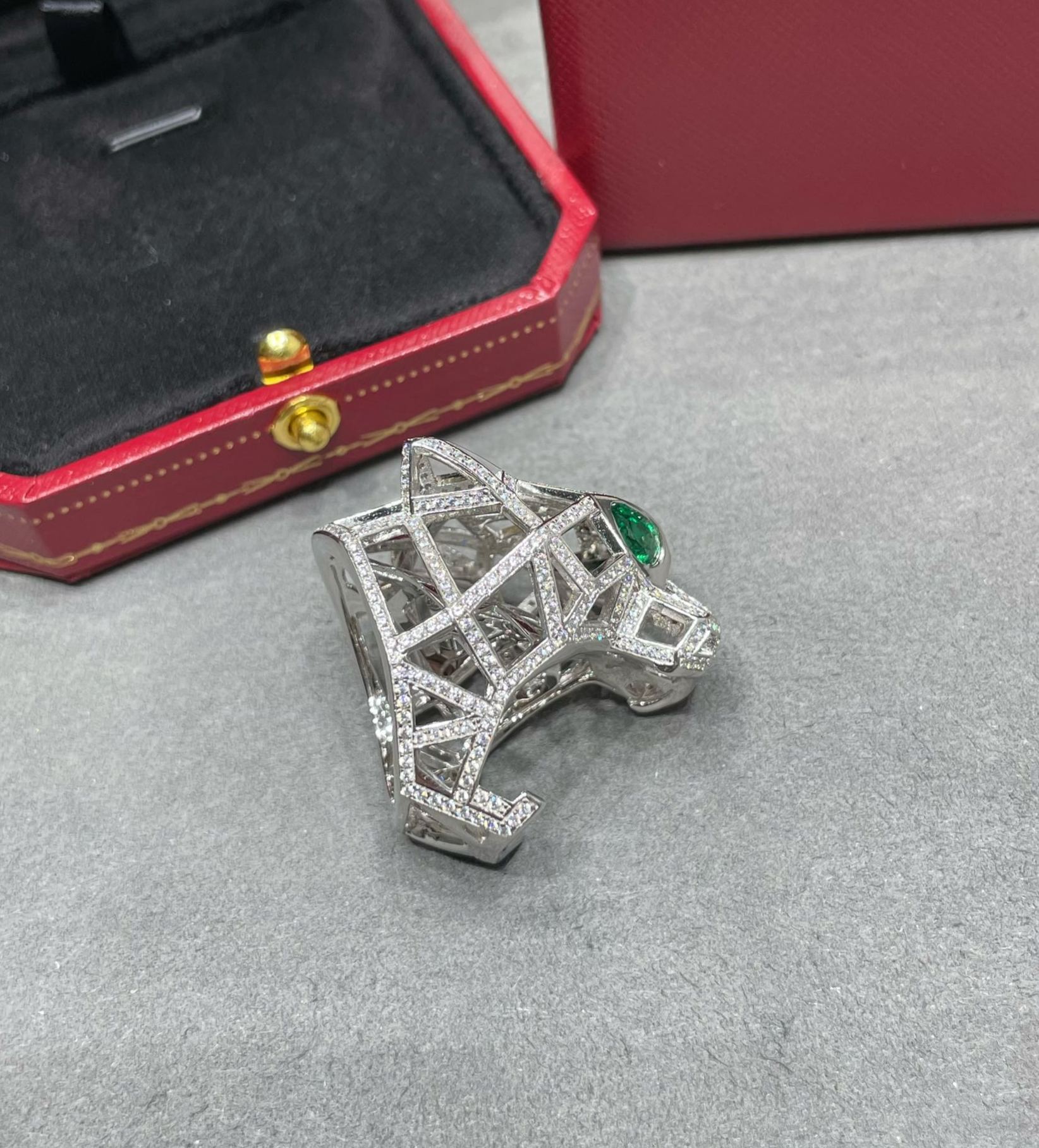 カルティエ「Cartier」