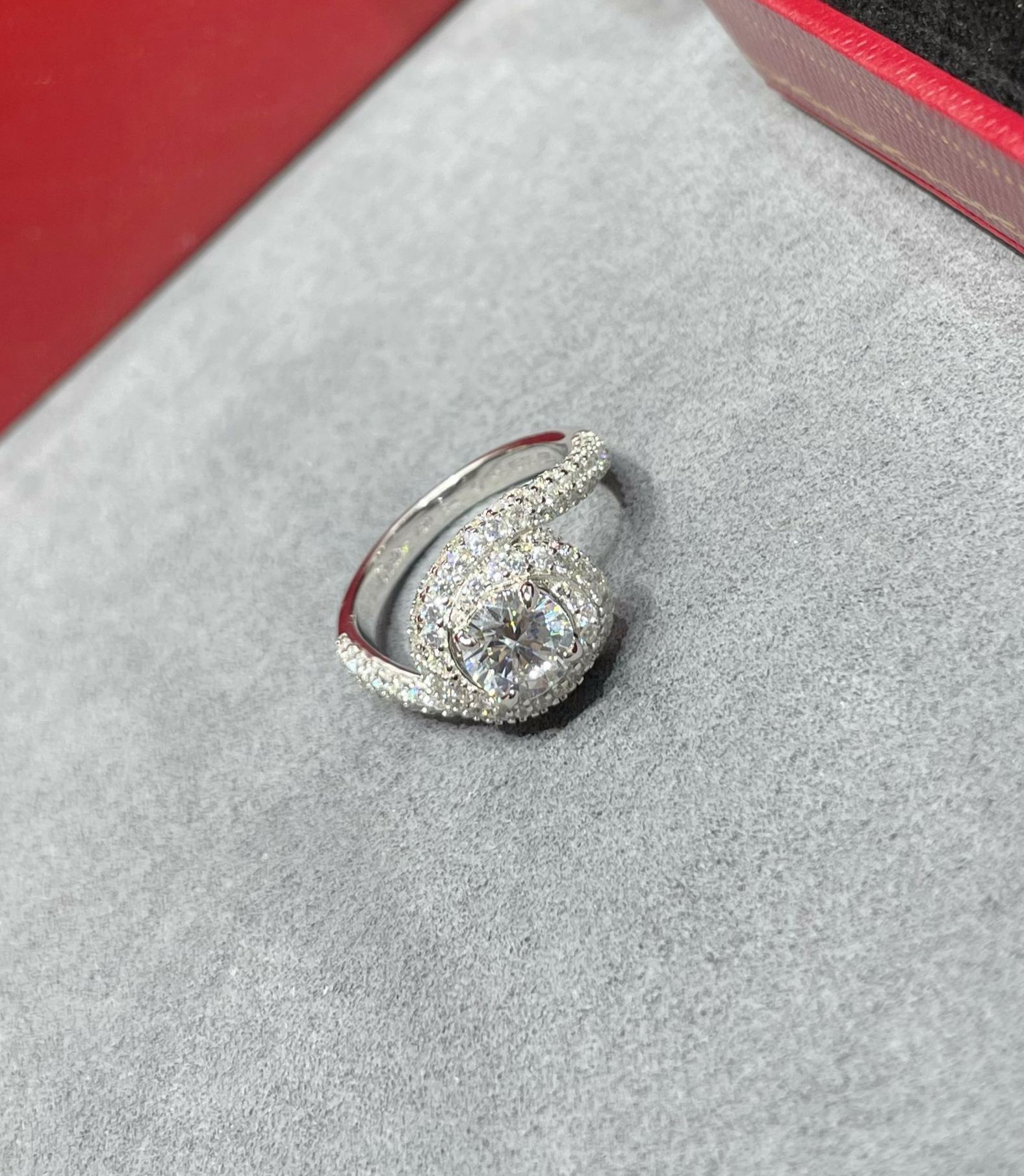 カルティエ「Cartier」