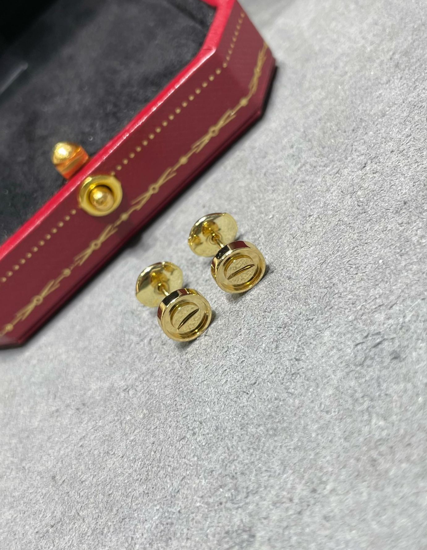 カルティエ「Cartier」