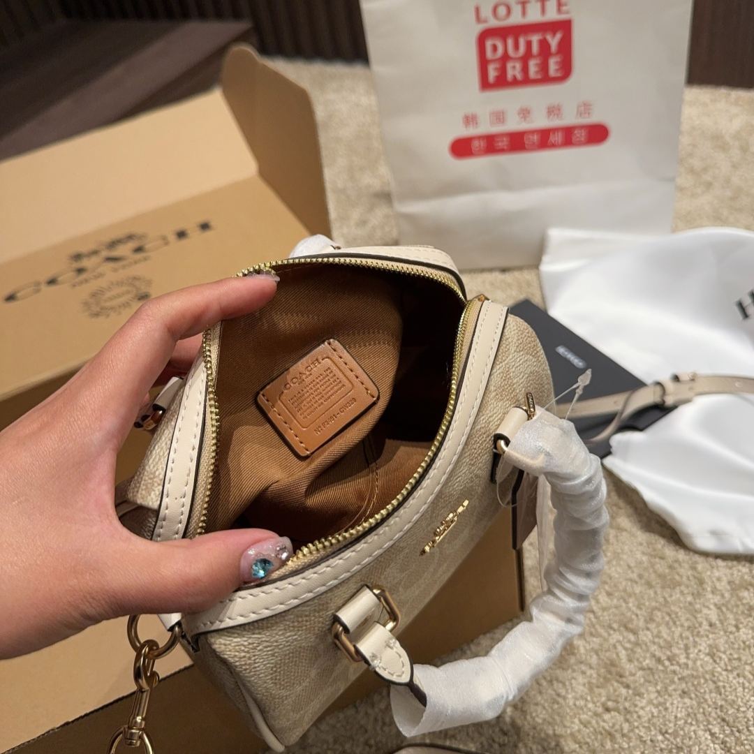 コーチ「Coach」ローアン サッチェル バッグ ブロックド シグネチャー キャンバス