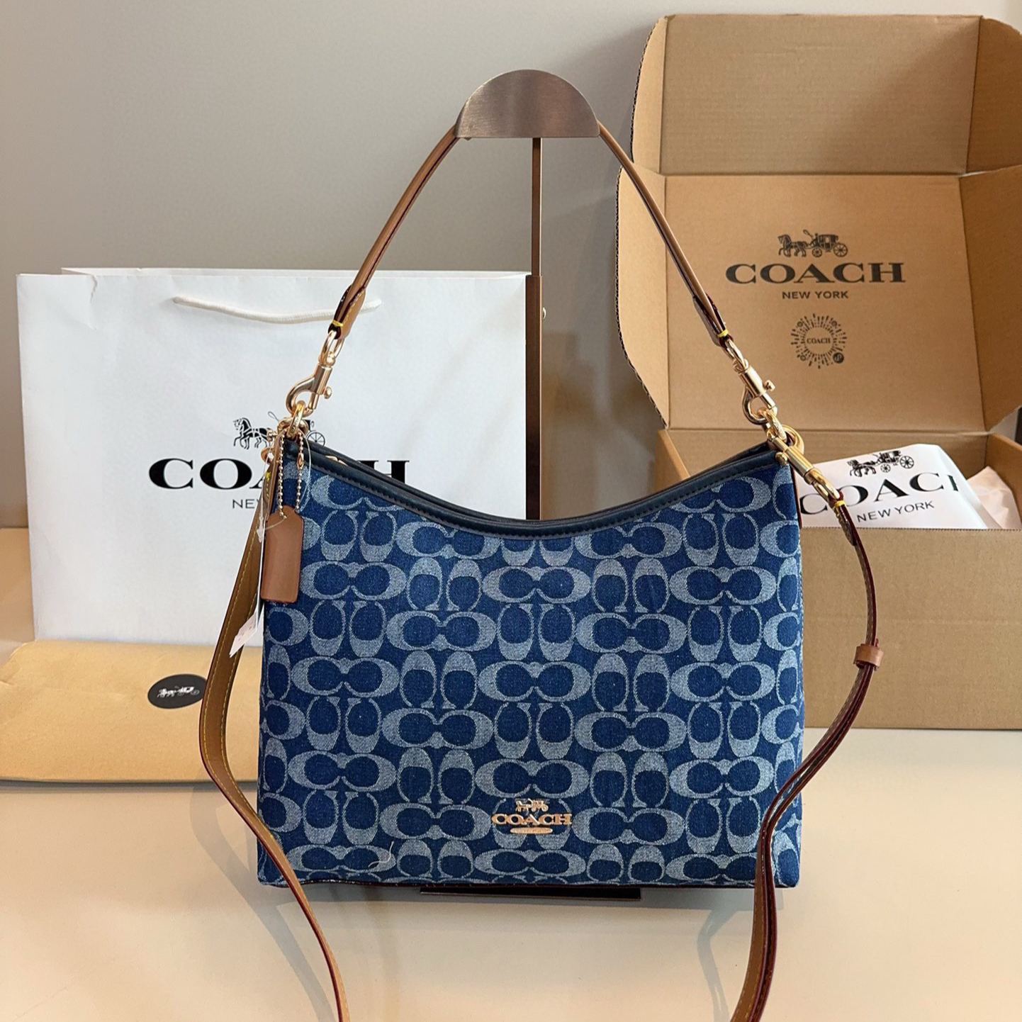 コーチ「Coach」ローレル ショルダー バッグ シグネチャー デニム