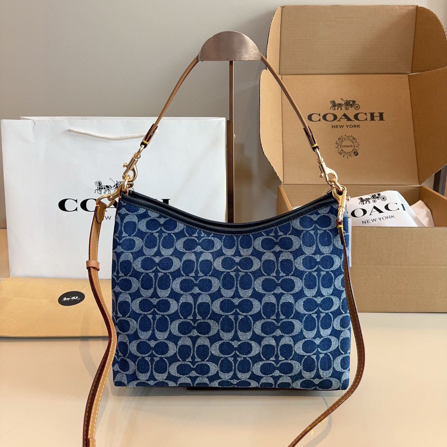 コーチ「Coach」ローレル ショルダー バッグ シグネチャー デニム