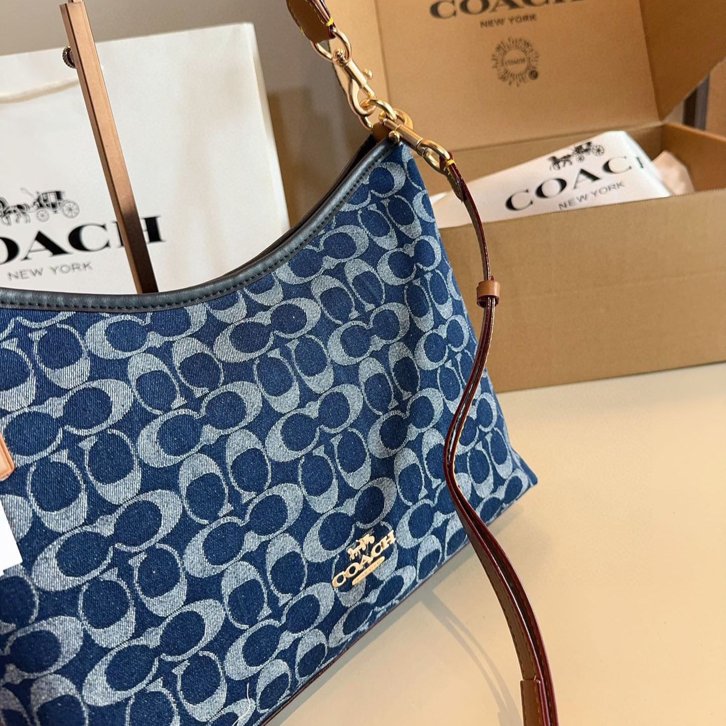 コーチ「Coach」ローレル ショルダー バッグ シグネチャー デニム