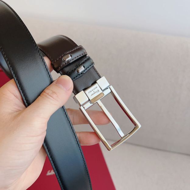 フェラガモ「Ferragamo」リバーシブルベルト