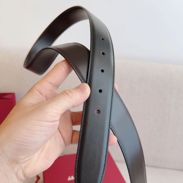 フェラガモ「Ferragamo」リバーシブルベルト