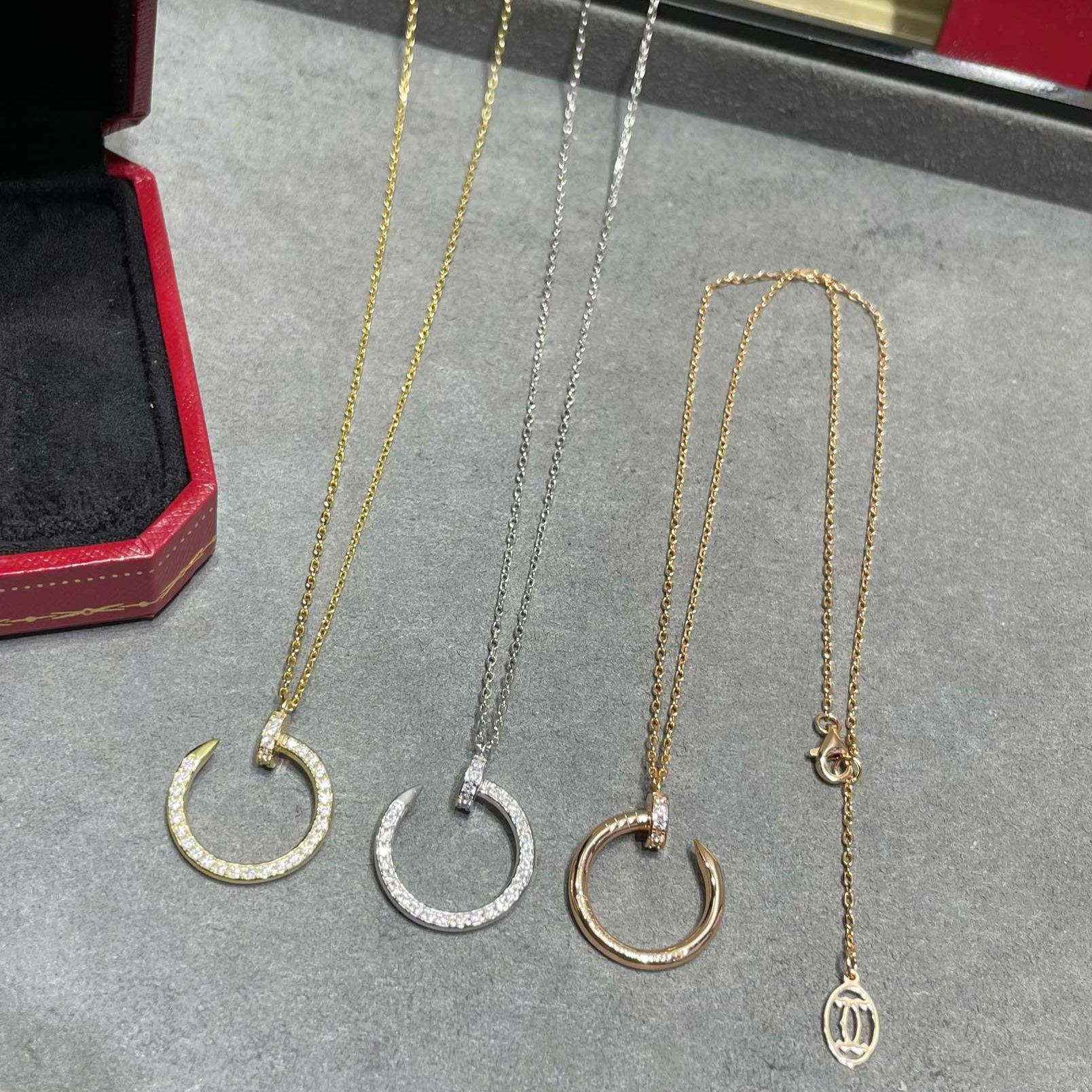 カルティエ「Cartier」