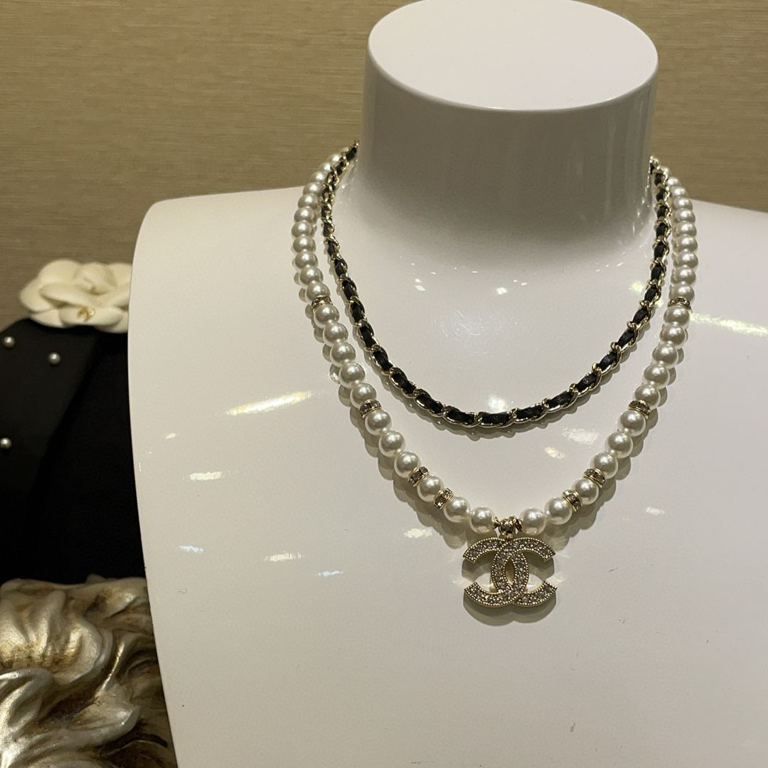 シャネル「Chanel」