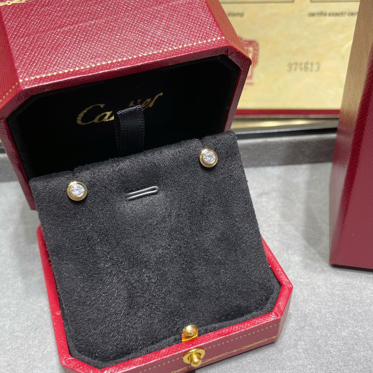 カルティエ「Cartier」Diamants Légersイヤリング