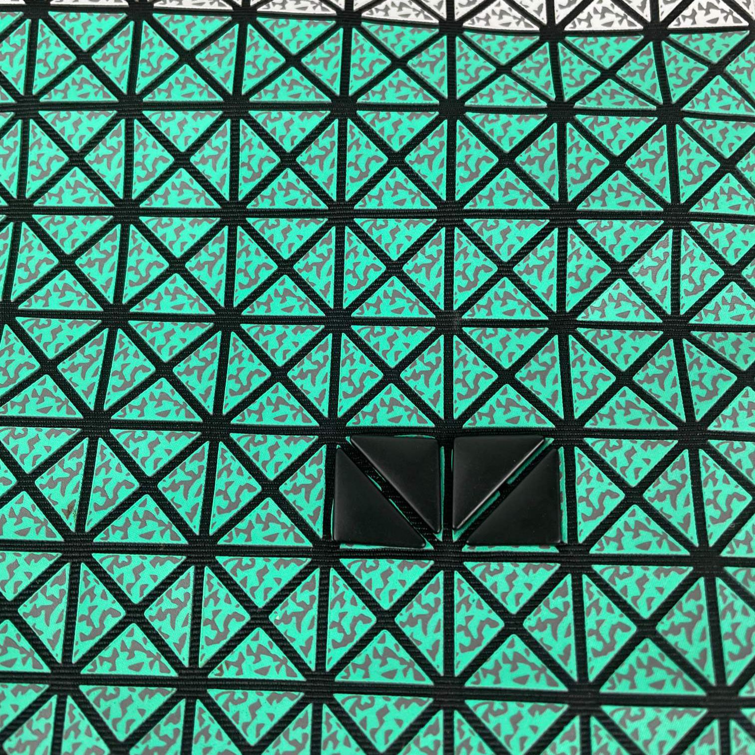 イッセイ・ミヤケ「Issey Miyake」 シリコーン トートバッグ