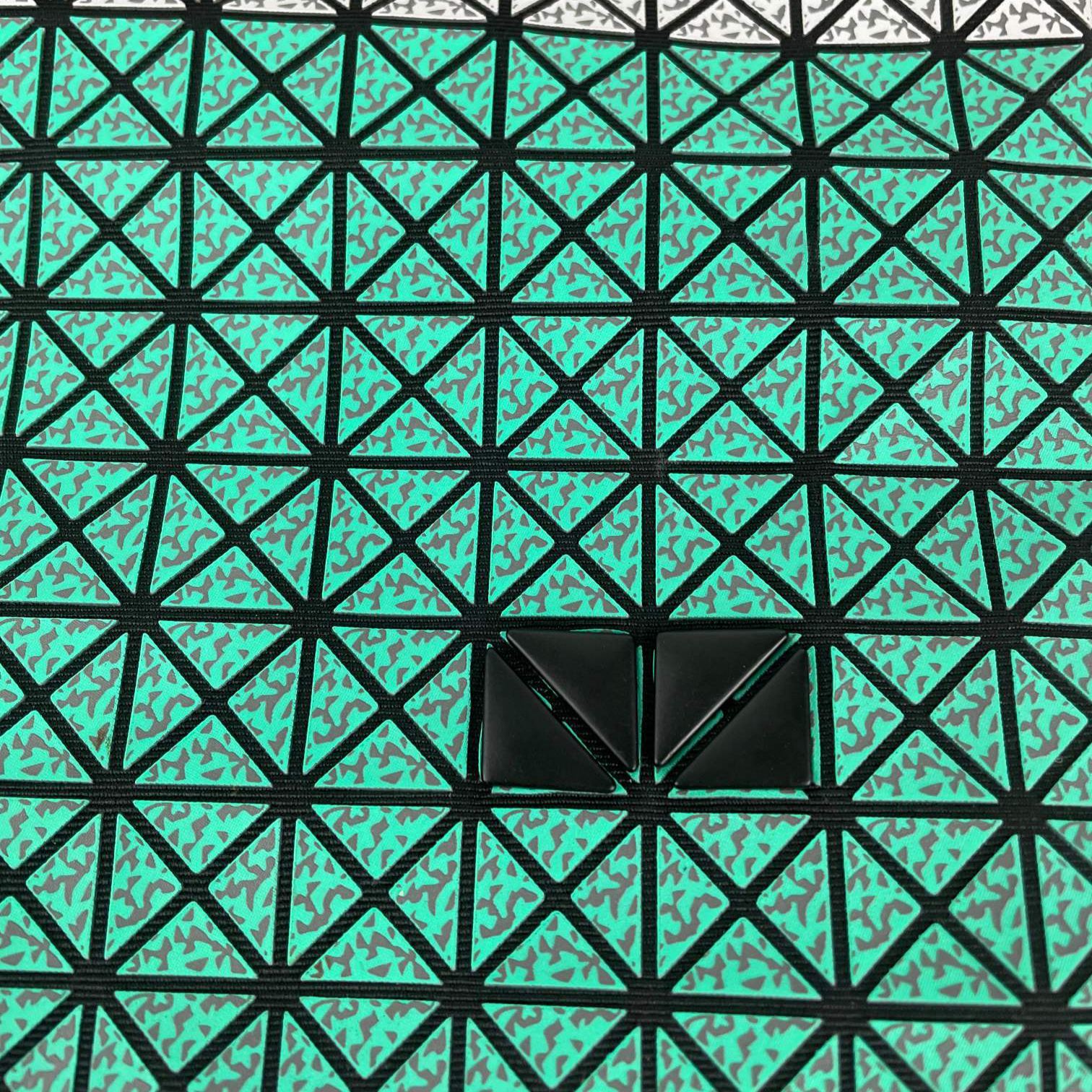 イッセイ・ミヤケ「Issey Miyake」 シリコーン トートバッグ