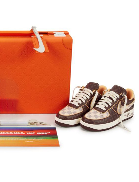 ルイ・ヴィトン x ナイキ エアフォース 1 バイ ヴァージル・アブロー スニーカー