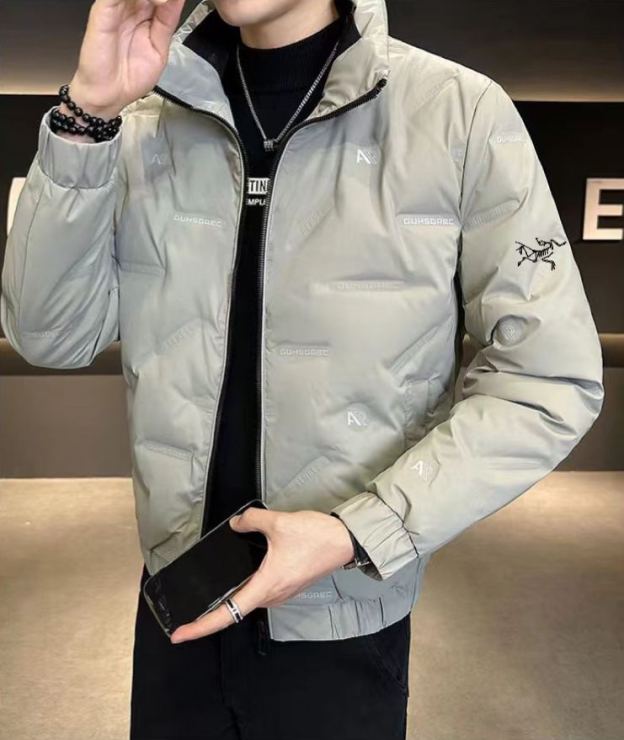 アークテリクス「ARC'TERYX」プリント オーバーサイズ ダウンジャケット