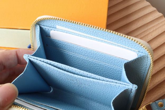 ルイ・ヴィトン ジッピー･コイン パース