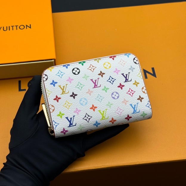 ルイ・ヴィトン(Louis Vuitton) LV × TM ジッピー・ウォレット