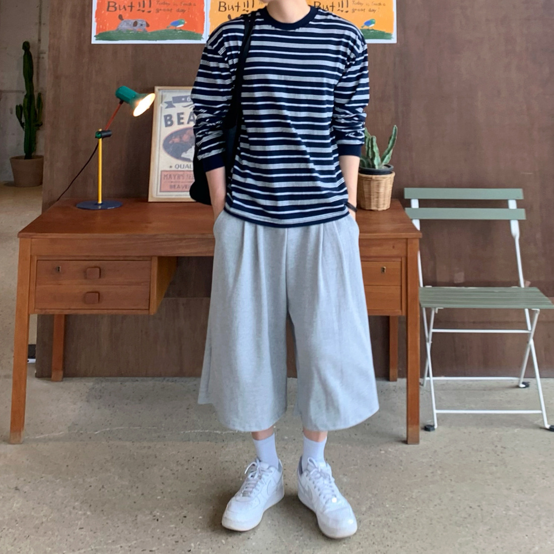 韓系灰色通勤風運動休閒百搭短褲