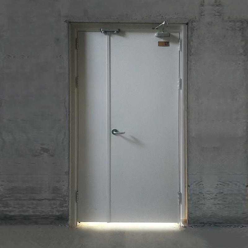 Steel fire door without lower frame