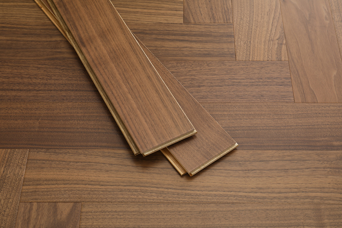 ARS601 Herringbone Black Walnut Multi-layer Flat Wood Flooring